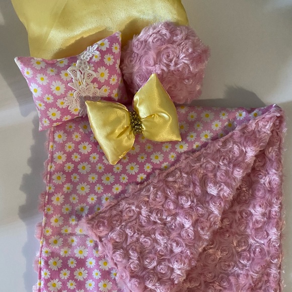 5 piece reversible minky doll bedding set - Picture 8 of 13